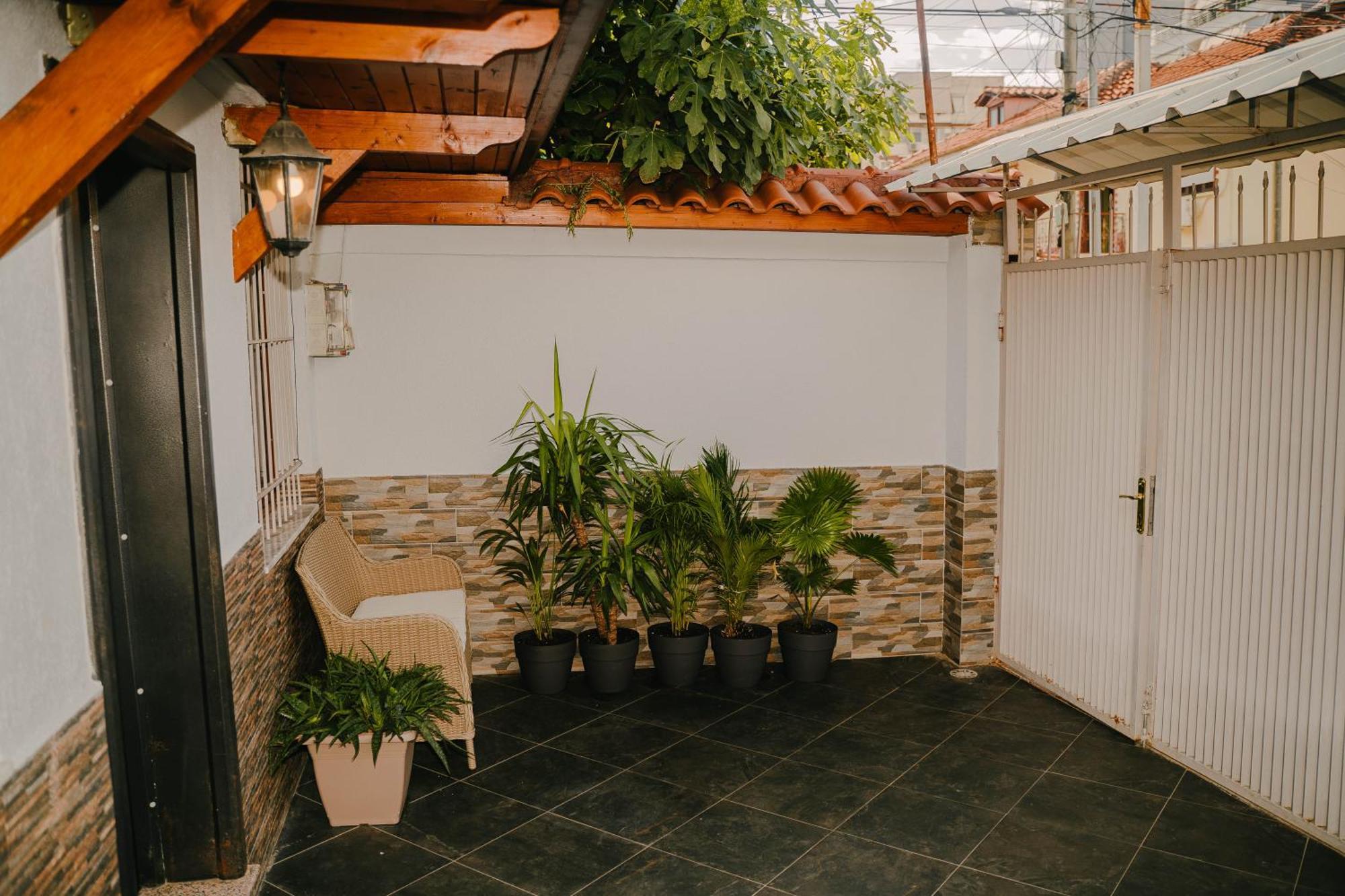 Peaceful Villa In New Bazaar Tirana Kültér fotó